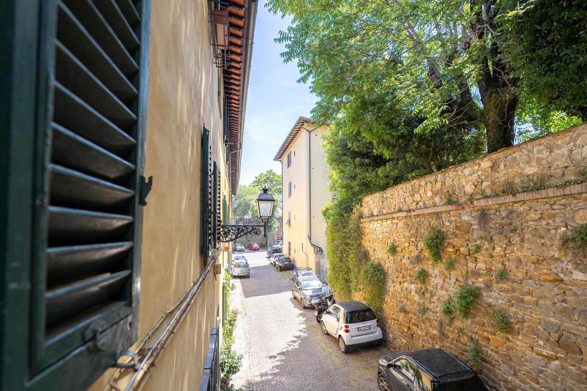 Lovely Apartment 10 Min Dal Centro E Piazzale Michelangelo Florença Exterior foto